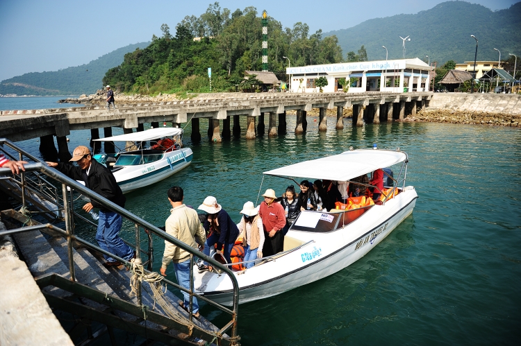 quang nam 40 doanh nghiep cu lao cham lao dao voi tau cao toc s i