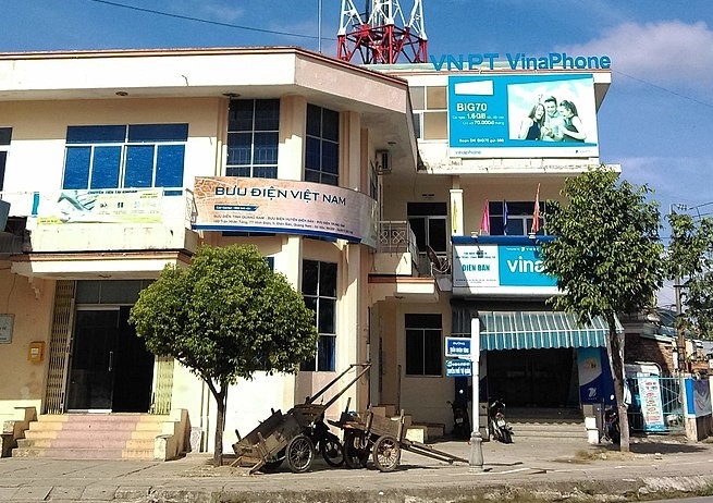 bat hai can bo buu dien dien ban tham o 105 ty dong