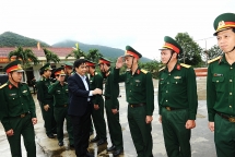 Lãnh đạo tỉnh Quảng Nam thăm, chúc tết quân dân đảo Cù lao Chàm