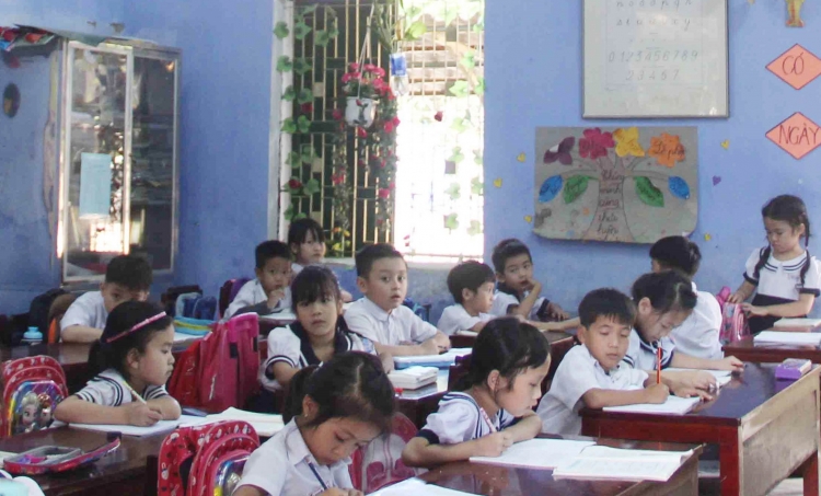 Thừa Thiên Huế: Học sinh trở lại trường, sinh viên tiếp tục nghỉ chống dịch
