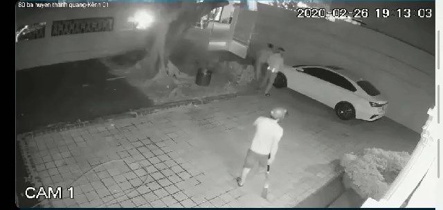 Bắt 2 đối tượng đập phá biệt thự của đại gia bất động sản ở Đà Nẵng