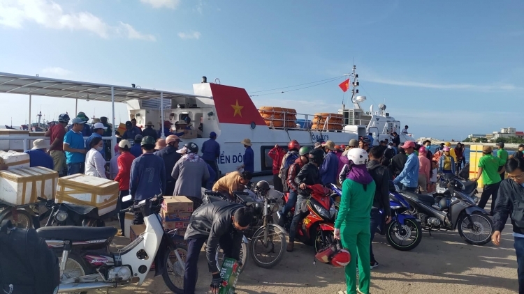 Quảng Ngãi: Tạm ngưng đón du khách nước ngoài ra đảo Lý Sơn