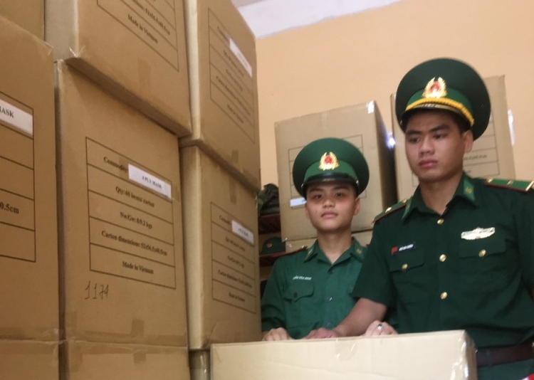 Đà Nẵng: Phát hiện 207.00 khẩu trang không nhãn mác