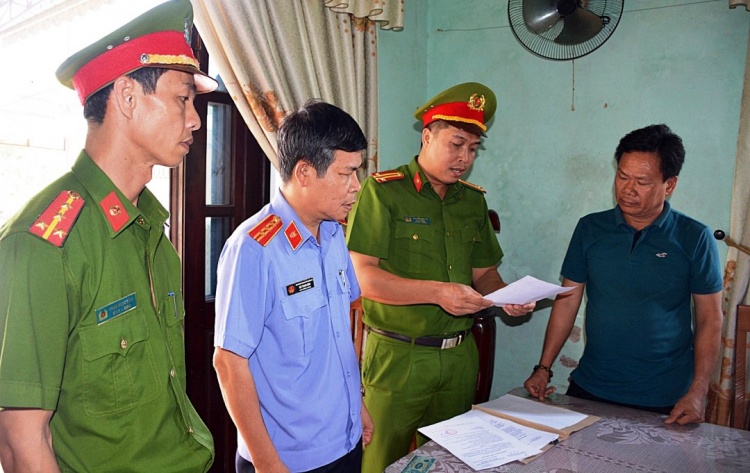 Khởi tố 3 đối tượng liên quan tới Dự án Làng chài Điện Dương