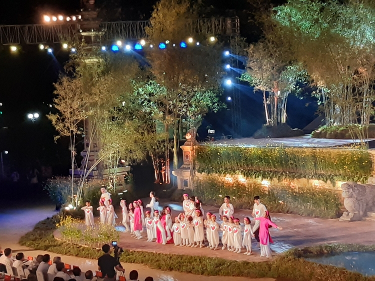 Huế: Khai mạc Festival Nghề truyền thống với chủ đề "Tinh hoa nghề Việt"