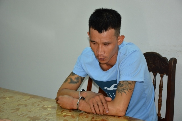 Công an Quảng Nam bắt khẩn cấp đối tượng tàng trữ nhiều hung khí, mua bán trái phép chất ma túy