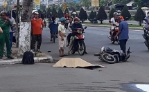 Thiếu niên 14 tuổi lao xe máy lên vỉa hè, người ngồi sau tử vong