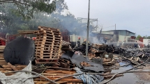 Quảng Nam: Cháy lớn suốt 3 giờ tại xưởng pallet ở Điện Bàn nghi do bị đốt