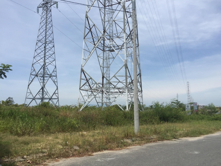 da nang nam thanh nien roi tu tru dien xuong mat dat tu vong