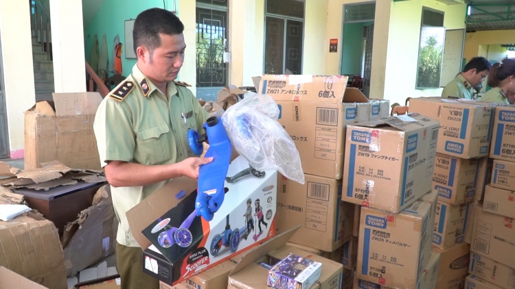 quang nam tiep tuc bat giu so luong hang hoa lon khong ro nguon goc