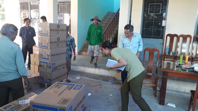 quang nam tiep tuc bat giu so luong hang hoa lon khong ro nguon goc