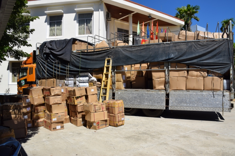 quang nam tiep tuc bat giu so luong hang hoa lon khong ro nguon goc