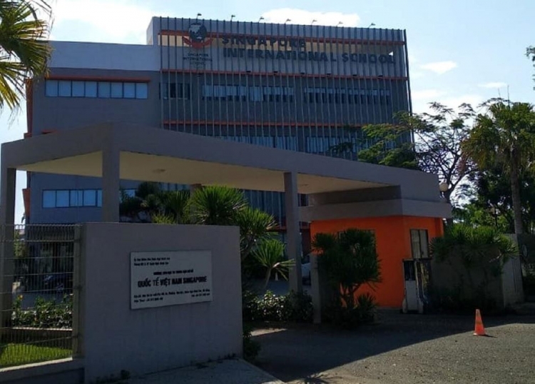 Trường quốc tế ở Đà Nẵng bị tố lạm thu