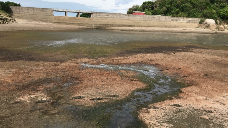 dao cu lao cham thuc su da kho kiet nuoc ngot