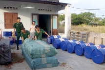 Triệt xóa ổ sản xuất dầu nhớt giả, thu giữ gần 2.000 lít dầu