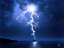 Sét đánh trúng tàu cá, 6 ngư dân Quảng Ngãi thoát chết trong gang tấc