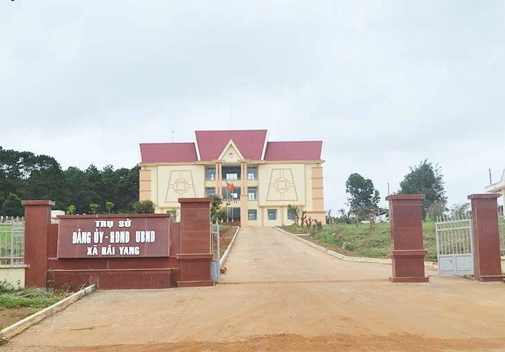 Gia Lai: Nhiều cán bộ xã nộp đơn xin nghỉ việc