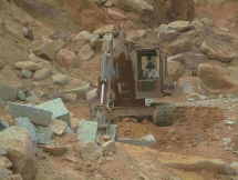 Phú Yên: Chủ tịch huyện phải chịu trách nhiệm trước cấp trên nếu để xảy ra khai thác khoáng sản không phép