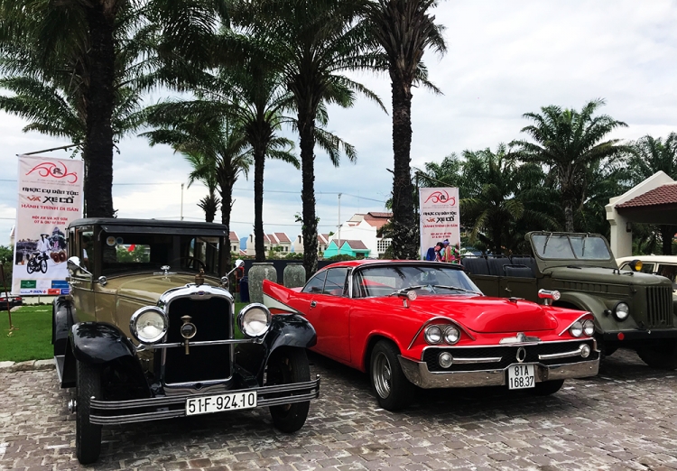 Dàn xe cổ khủng nhất Việt Nam đã tập trung tại Hội An