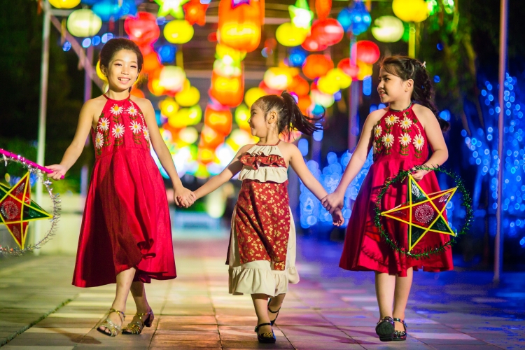 Tái hiện đêm Trung thu cổ tích tại Sun World Danang Wonders tai hien dem trung thu co tich tai sun world danang wonders