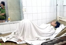 Nhóm thanh niên lạ hành hung dã man một phóng viên tại quán cà phê ở Gia Lai