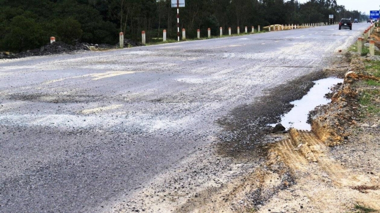 quang nam chi gan 30 ty dong cho quy bao tri duong bo