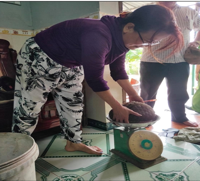 quang nam bat giu hang loat doi tuong mua ban dong vat hoang da trai phep