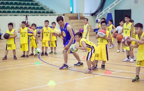 Dạy thí điểm 5 môn thể thao trong các trường THCS Quảng Nam quang nam day thi diem 5 mon the thao trong cac truong trung hoc co so