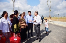 bi thu thua thien hue keu goi ung ho nguoi ngheo cho du an di dan lich su