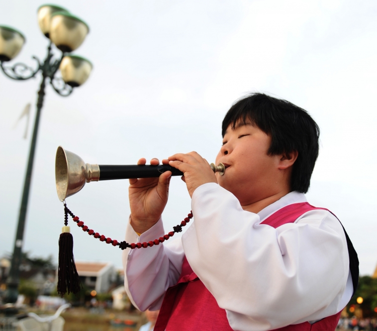 nhieu nhom nhac noi tieng cua han quoc se bieu dien tai tp hoi an