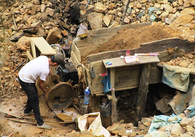 Dùng hơn 12 tỷ đồng ngân sách để đóng cửa mỏ vàng Bông Miêu dung hon 12 ty dong ngan sach de dong cua mo vang bong mieu