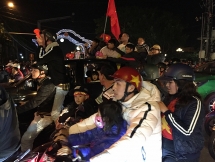 Hội An: Cả thành phố "đi bão" mừng chiến thắng của U22 Việt Nam