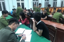 Bắt quả tang nhiều “chân dài” sử dụng ma túy xuyên đêm