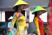 “Ngày hội áo dài” tôn vinh Chúa Nguyễn Phúc Khoát