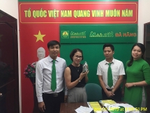 tai xe taxi mai linh da nang tra lai 256 trieu dong khach bo quen