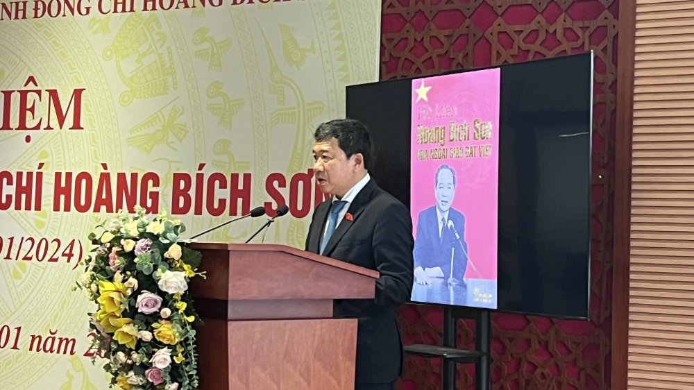 Kỷ niệm 100 năm ngày sinh nhà ngoại giao lỗi lạc Hoàng Bích Sơn