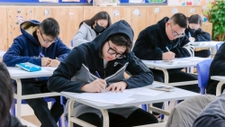 Nên hay không việc chạy theo nhiều kỳ thi thử?