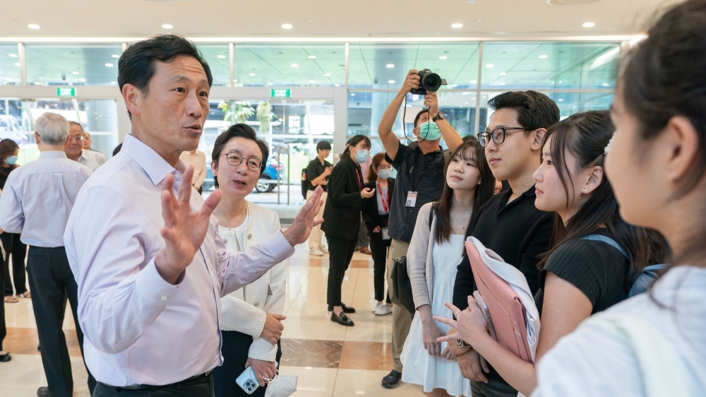 "Bí kíp" để du học sinh tự tin hội nhập