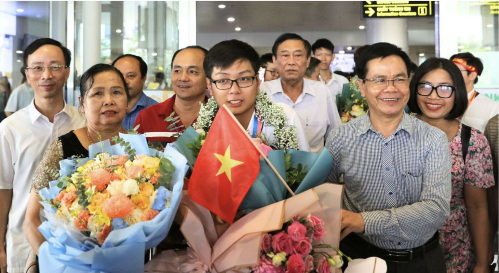 Đinh Cao Sơn lọt top 10 đề cử Giải thưởng Gương mặt trẻ Việt Nam tiêu biểu