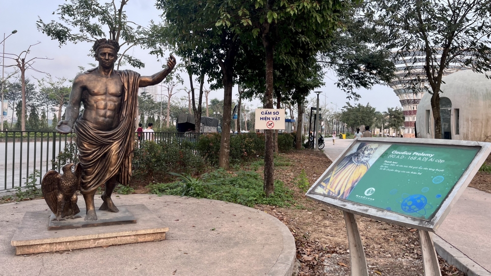 "Hồi sinh" công viên ở Hà Nội sau nhiều năm bỏ phí