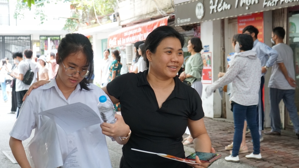 Học sinh cần làm gì sau khi biết điểm chuẩn vào lớp 10 THPT?