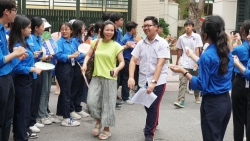 Cơ hội cuối cùng để sĩ tử thi đỗ vào lớp 10 trường công