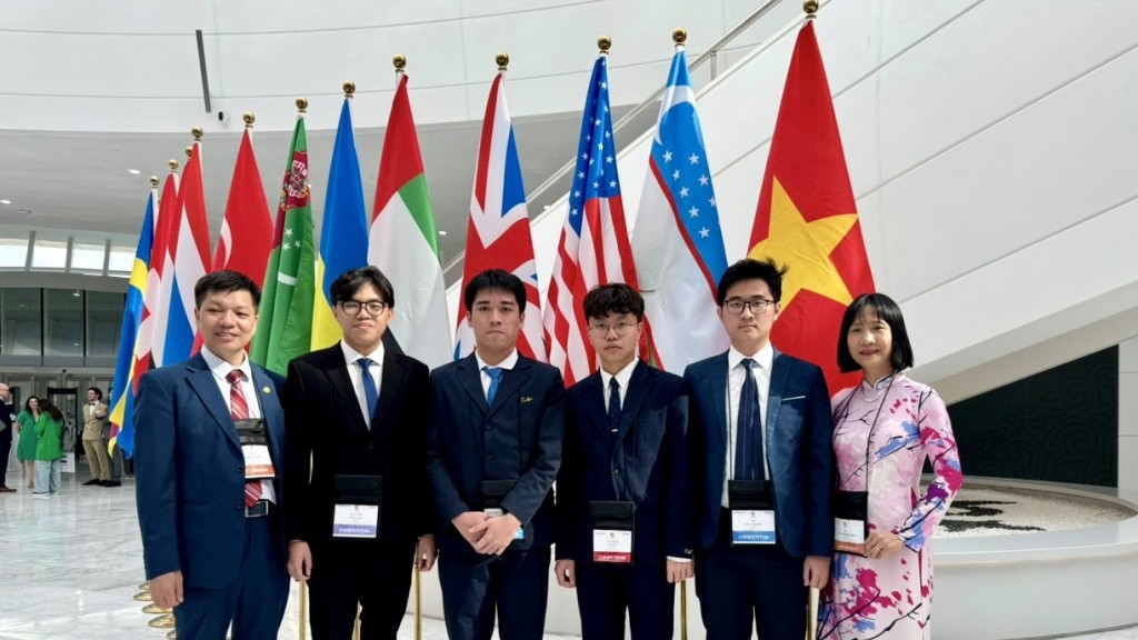 Học sinh Việt Nam đoạt 3 Huy chương Vàng Olympic Sinh học quốc tế