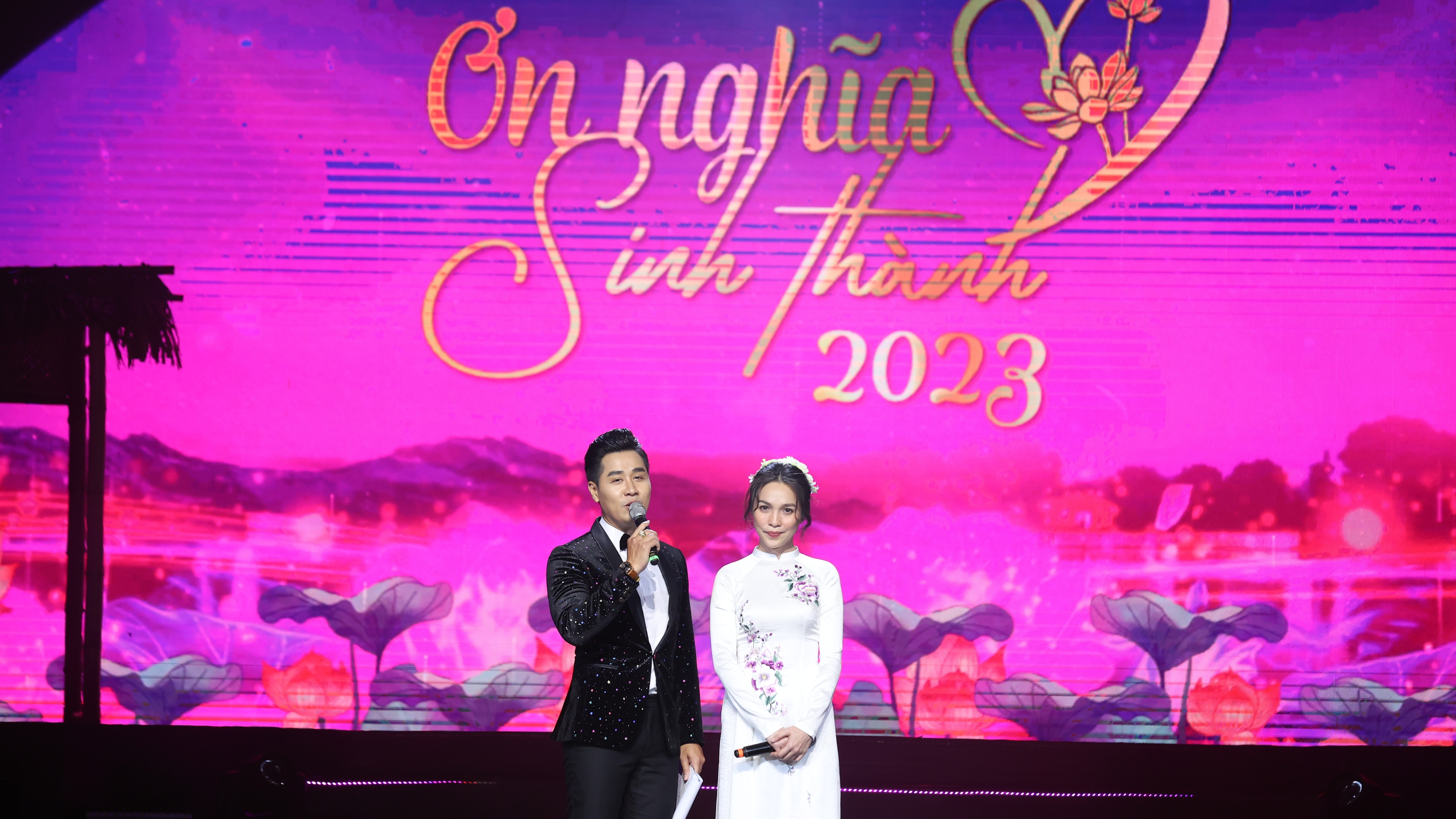 MC Nguyên Khang: "Người trẻ hãy dành thời gian cho ba mẹ nhiều hơn"