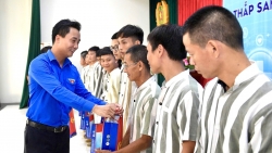 Tiếp động lực, thắp sáng ước mơ cho thanh niên hoàn lương