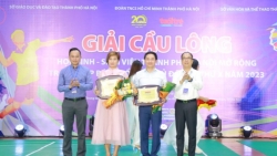 Tri ân người sáng lập giải cầu lông tranh cup báo Tuổi trẻ Thủ đô