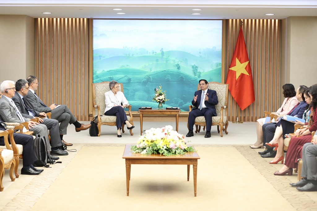 Thủ tướng khẳng định Việt Nam hết sức coi trọng, đánh giá cao kết quả quan hệ hợp tác y tế với Pháp nói chung và với Viện Pasteur nói riêng - Ảnh: VGP/Nhật Bắc