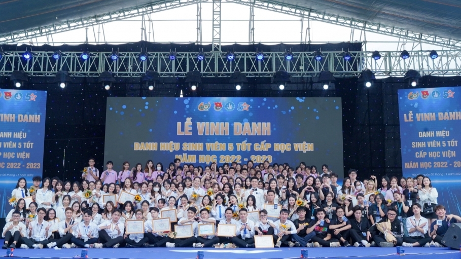 Tiếp tục lan toả, nhân rộng phong trào “Sinh viên 5 tốt”