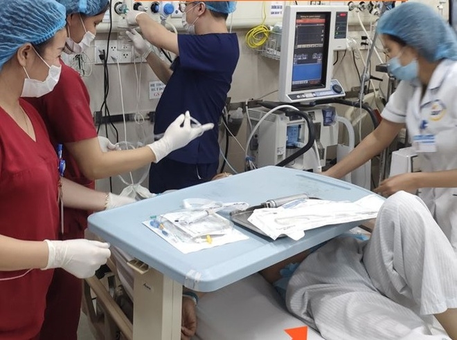 Nguy kịch vì bỏ điều trị chuyển sang ăn thực dưỡng