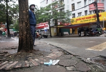 Vứt, thải bỏ khẩu trang không đúng nơi quy định có thể bị phạt 7 triệu đồng